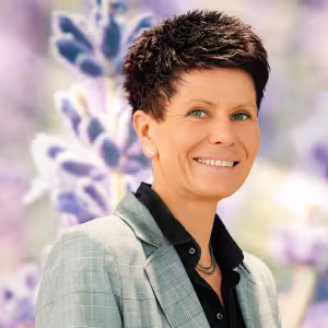 Portrait von Kerstin Thierfelder, Apothekerin & Inhaberin der 4 Apotheken in Cottbus